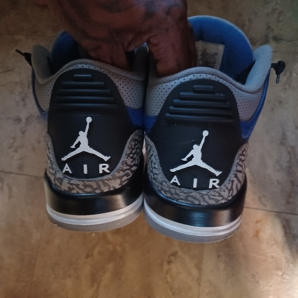 Jordan 3 retro Varsity